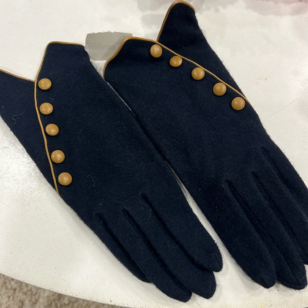 NWT ladies gloves with button detail, dark navy